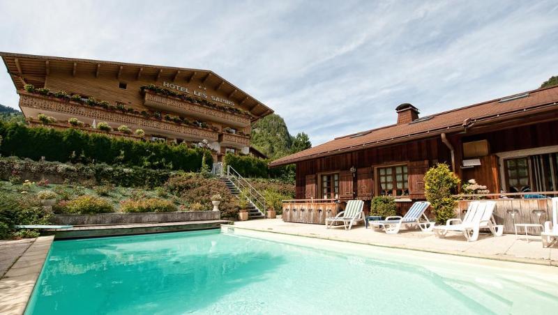 Hotel Les Sapins La Clusaz Exterior foto
